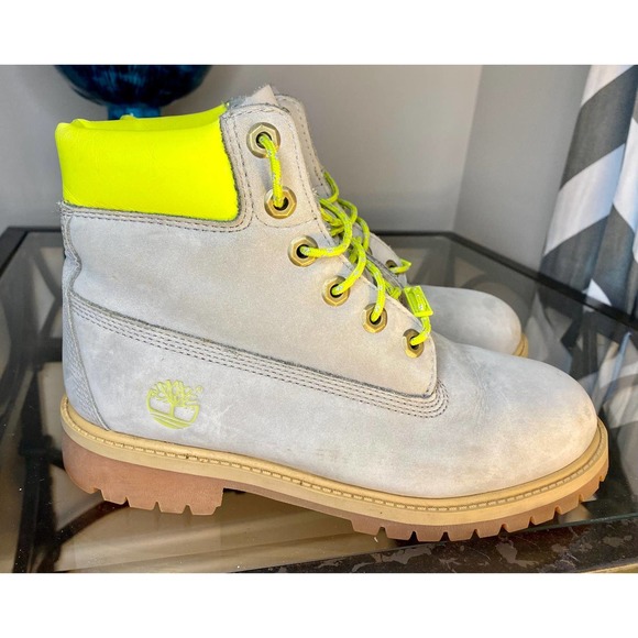 Safety Gray Timberlands| DTLR Exclusive Release ‘16. - Picture 3 of 5
